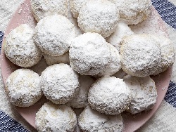 Класически италиански маслени сладки с пудра захар - снимка на рецептата